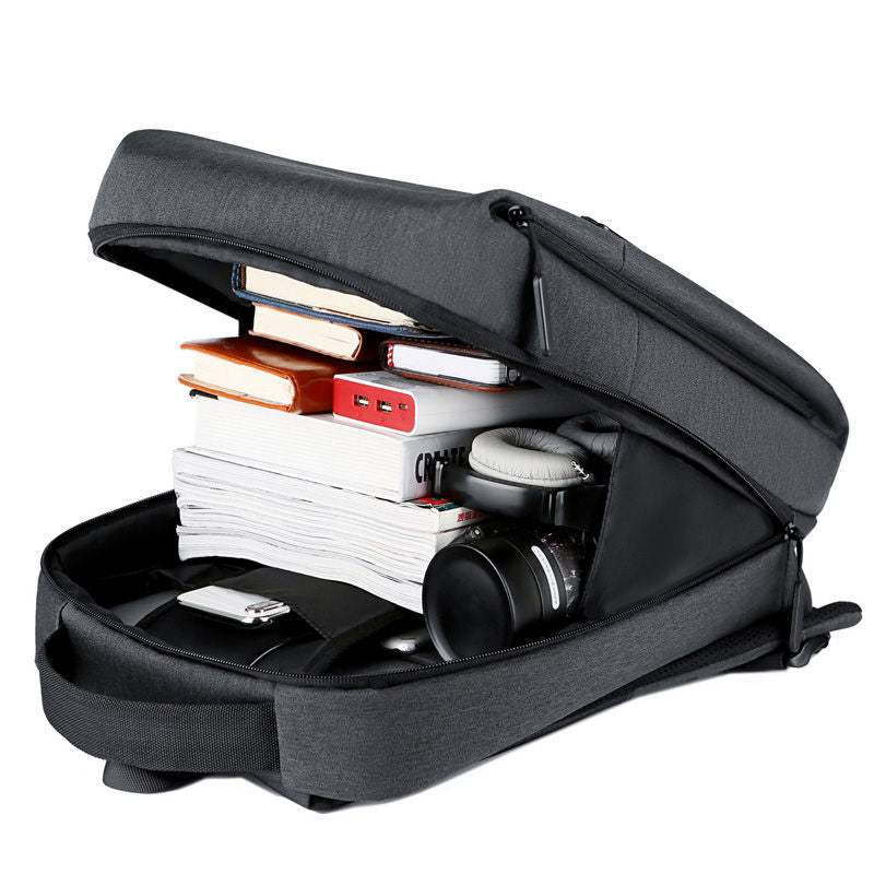 Laptop-Rucksack mit futuristischem Design und integrierter Aufbewahrung Brehn