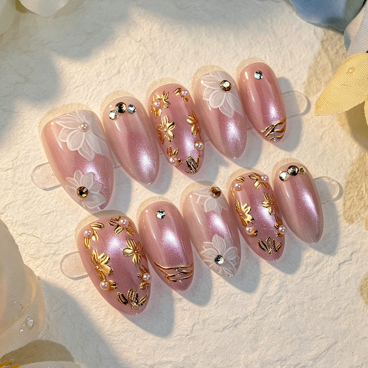 Blumenverziertes Press-On Nail Art Set Brehn