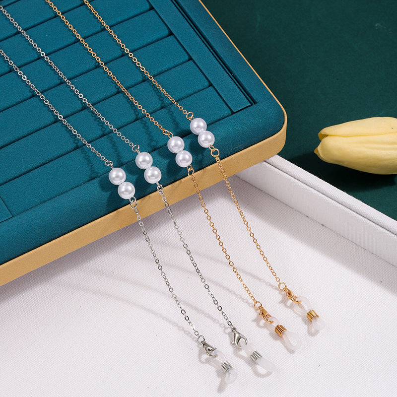 Elegante Brillekette mit Perlenakzenten Brehn