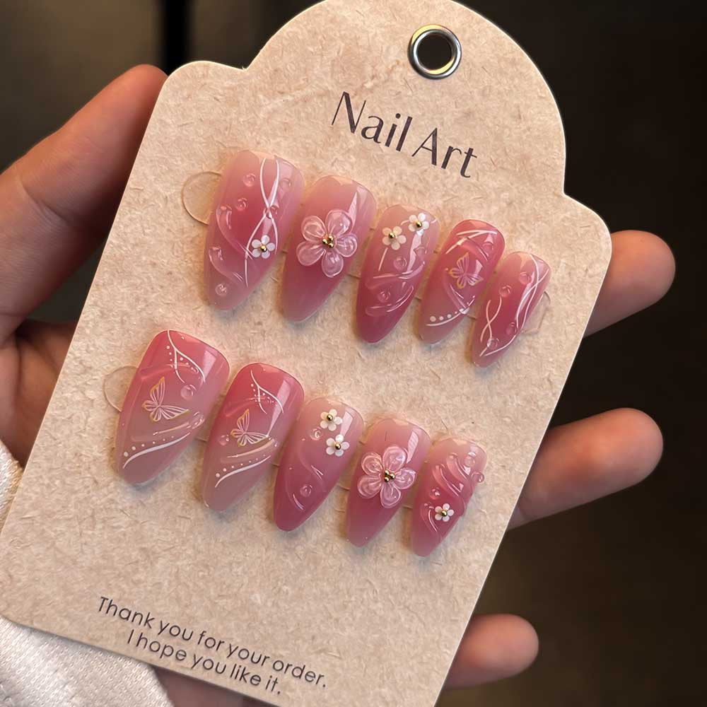 Blumenverzierte Press-On Nail Kit Brehn