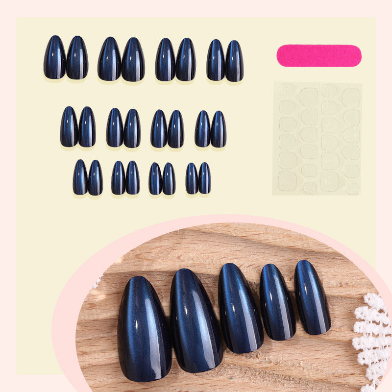 Glänzendes Stiletto Press-On Nails Set Brehn