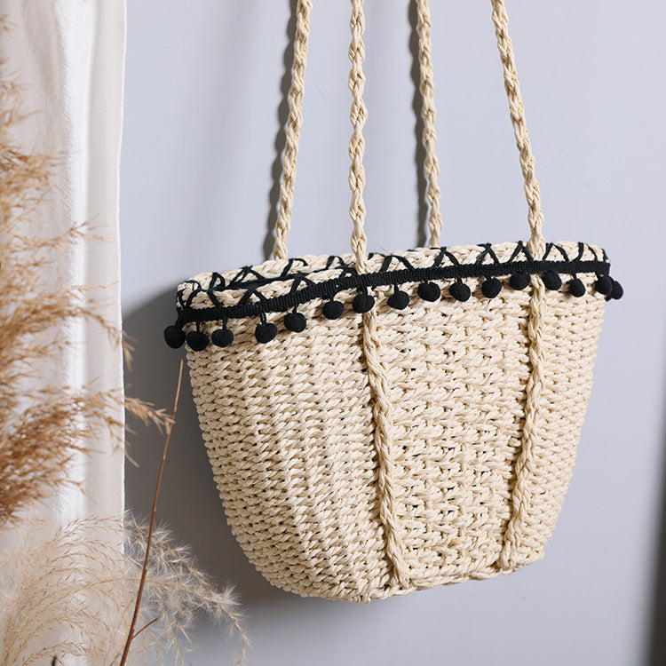 Feine Strandtasche mit Pompons Brehn
