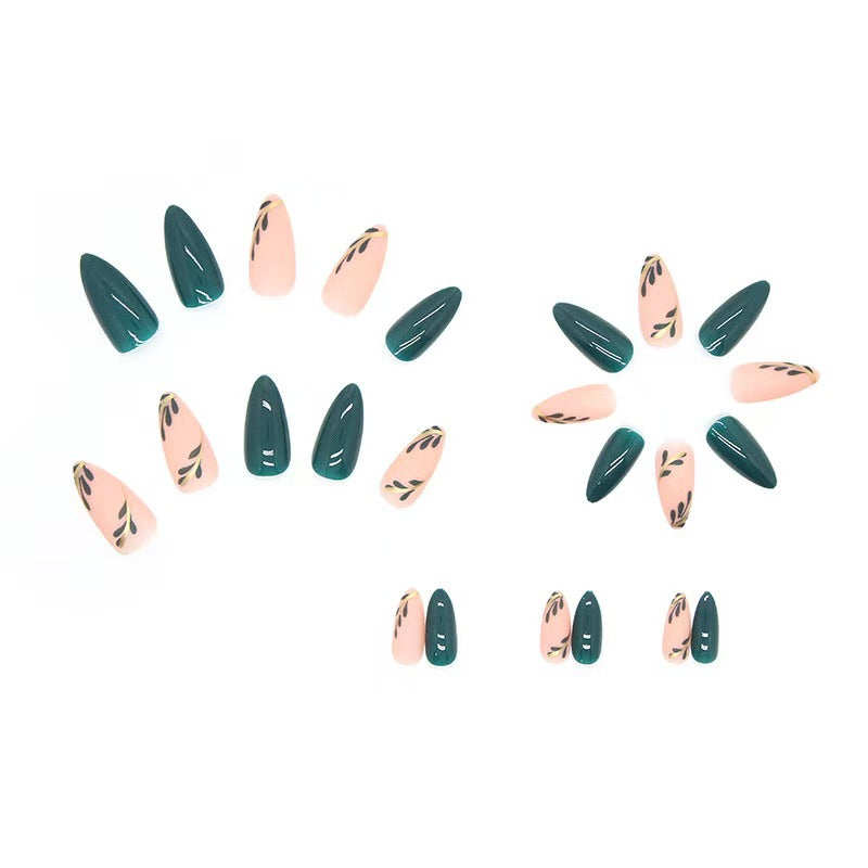 Künstlerisches Press-On-Nägel-Set mit Blattdesigns Brehn