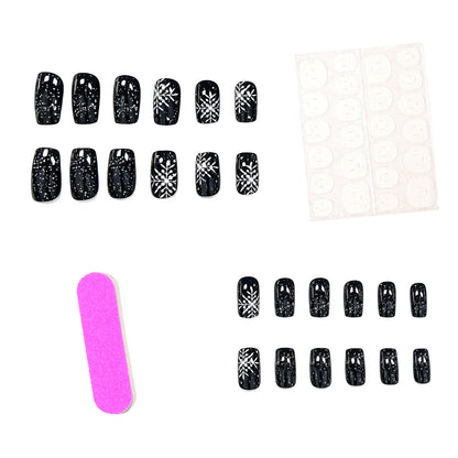 Festliche Schneeflocken Nagelkunst Brehn