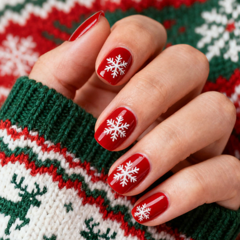 Kunstnagelset mit winterlichen Schneeflockenmotiven Brehn