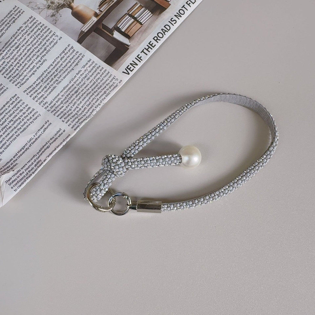 Elegante geknotte Perlenarmband-Band Brehn