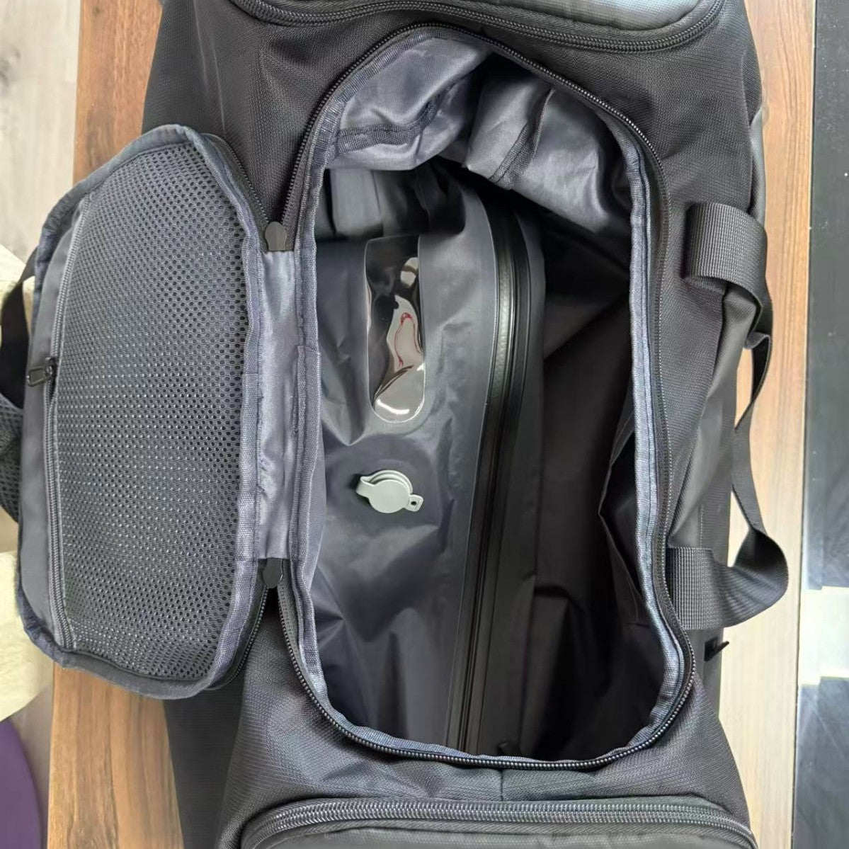 Geräumige Mehrfachfächer Reisetasche Brehn