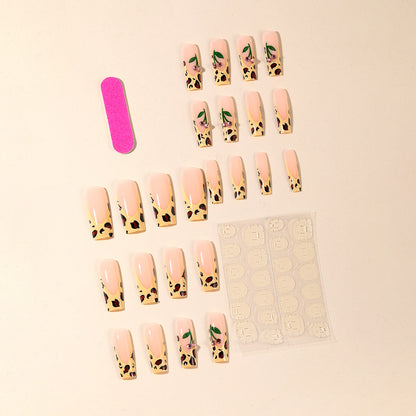 Dekorative Acryl-Nagelkunstverlängerungen Brehn