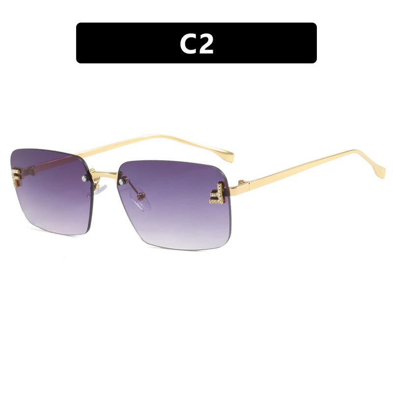 Damen quadratische Sonnenbrille mit elegantem goldenen Rahmen und stylishen Gläsern Brehn