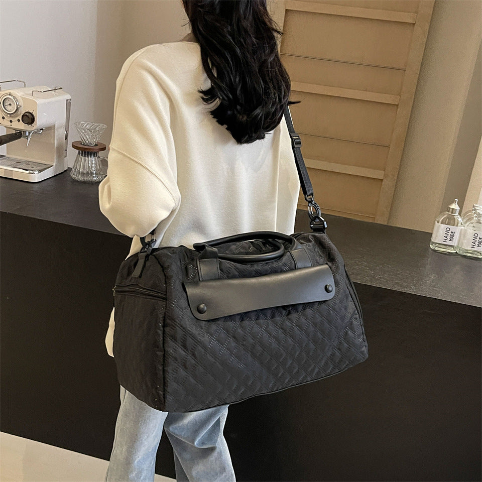 Sportliche Reisetasche mit Ergonomischem Tragesystem und Wasserabweisendem Material Brehn
