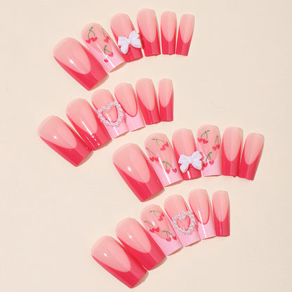 Dekoratives Press-On Nail Art Set mit 3D Herz- und Schleifenakzenten Brehn