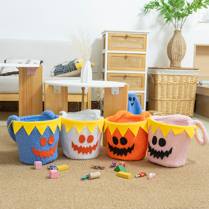 Verspielt Geschenkekorb mit süßem Halloween-Motiv