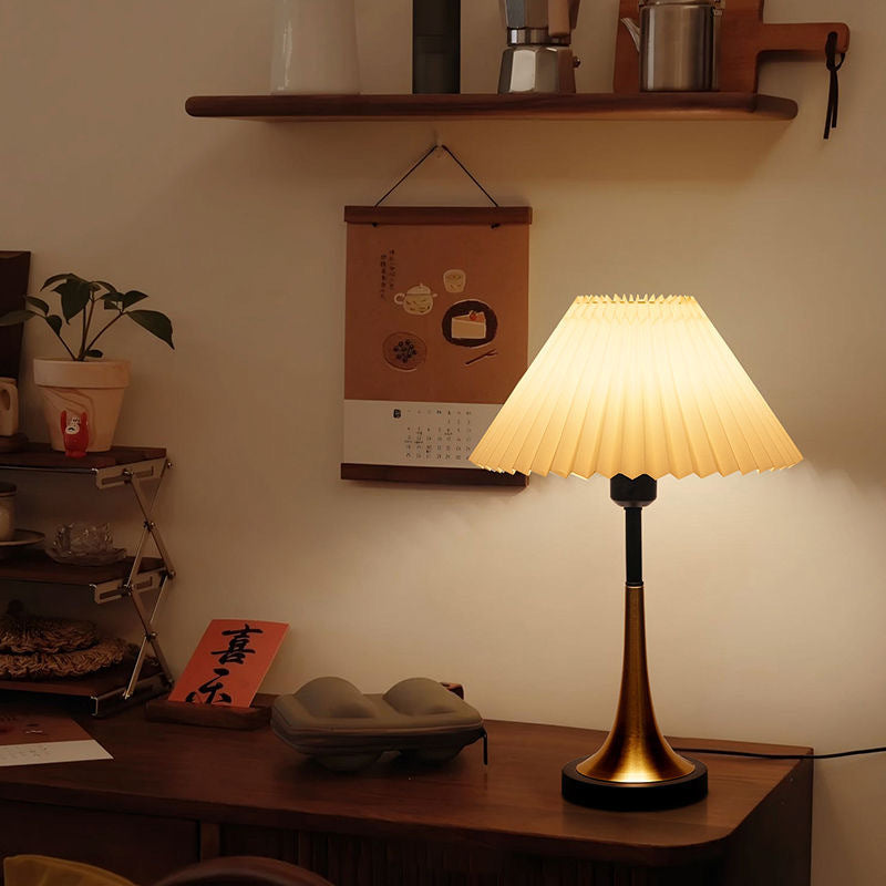 Künstlerische Minimalistische Tischlampe