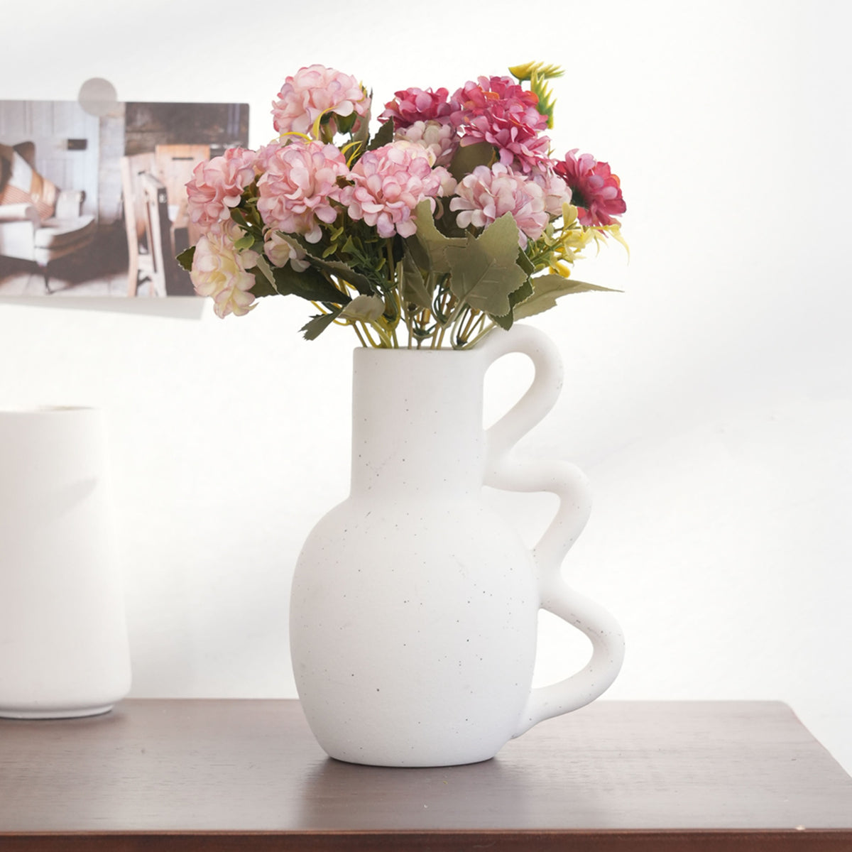 Dekorativer künstlicher Blumenstrauß