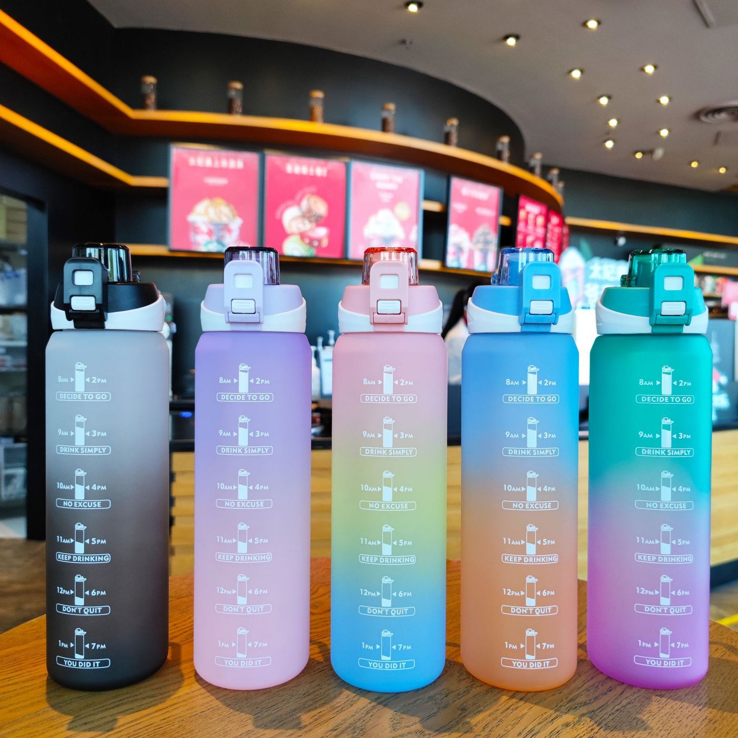Damen Motivierende Trinkflasche mit einzigartiger Zeitmarkierung und sicherem Verschluss Brehn