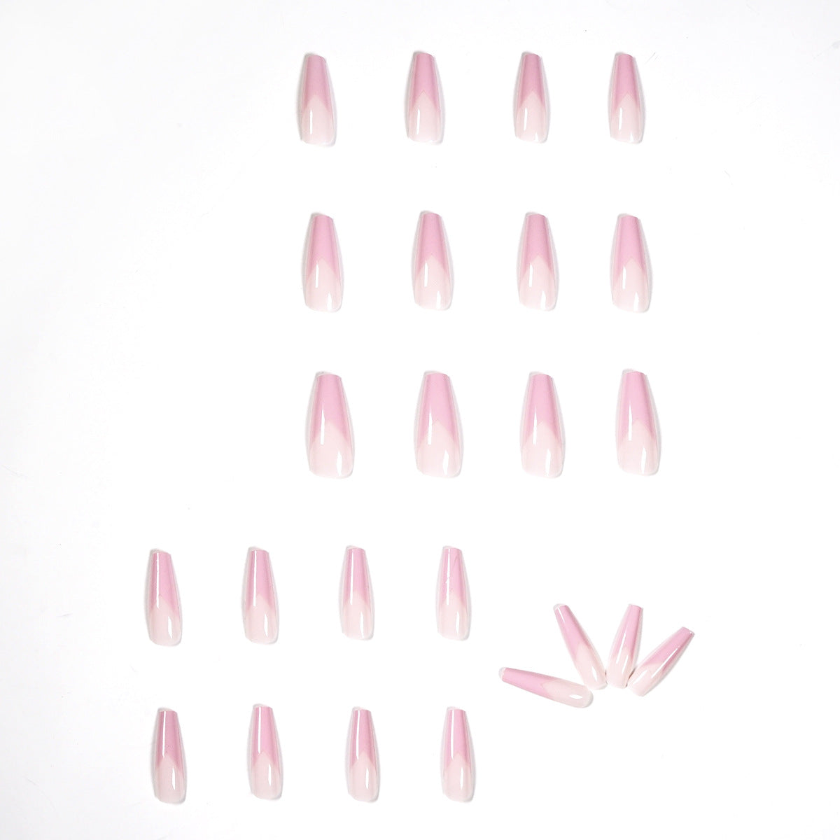 Kunstvolle Kunstnägel im eleganten Stiletto-Stil Brehn