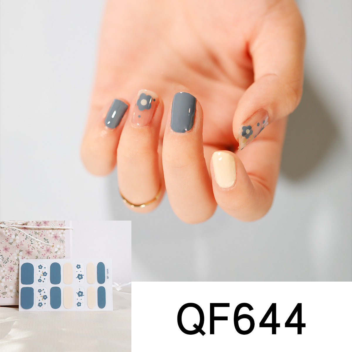 Künstliche Nagelgestaltung mit Herz-Motiv Brehn
