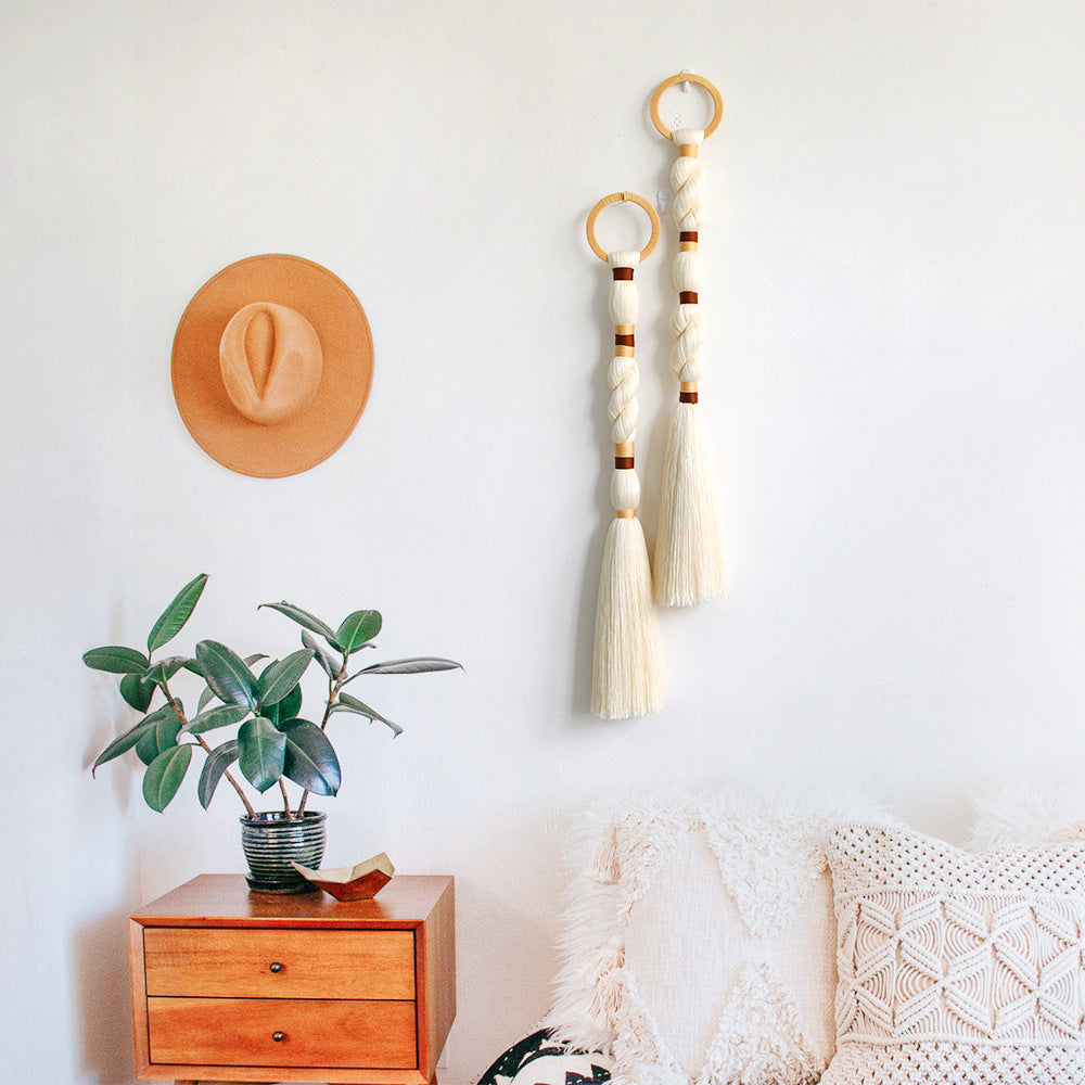 Wanddekoration mit elegantem Quastendesign