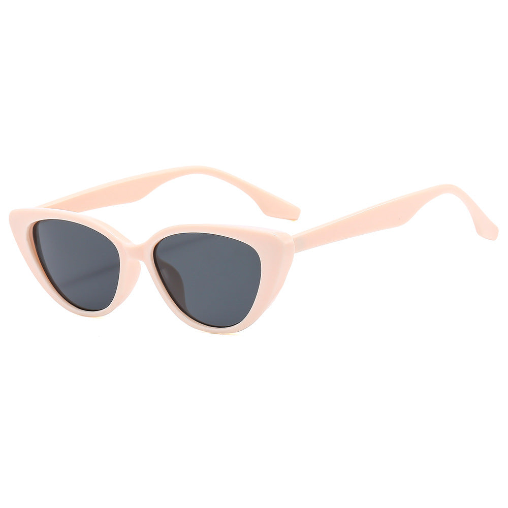 Damen futuristische Cat-Eye Sonnenbrille mit speziellen UV-Schutzgläsern Brehn