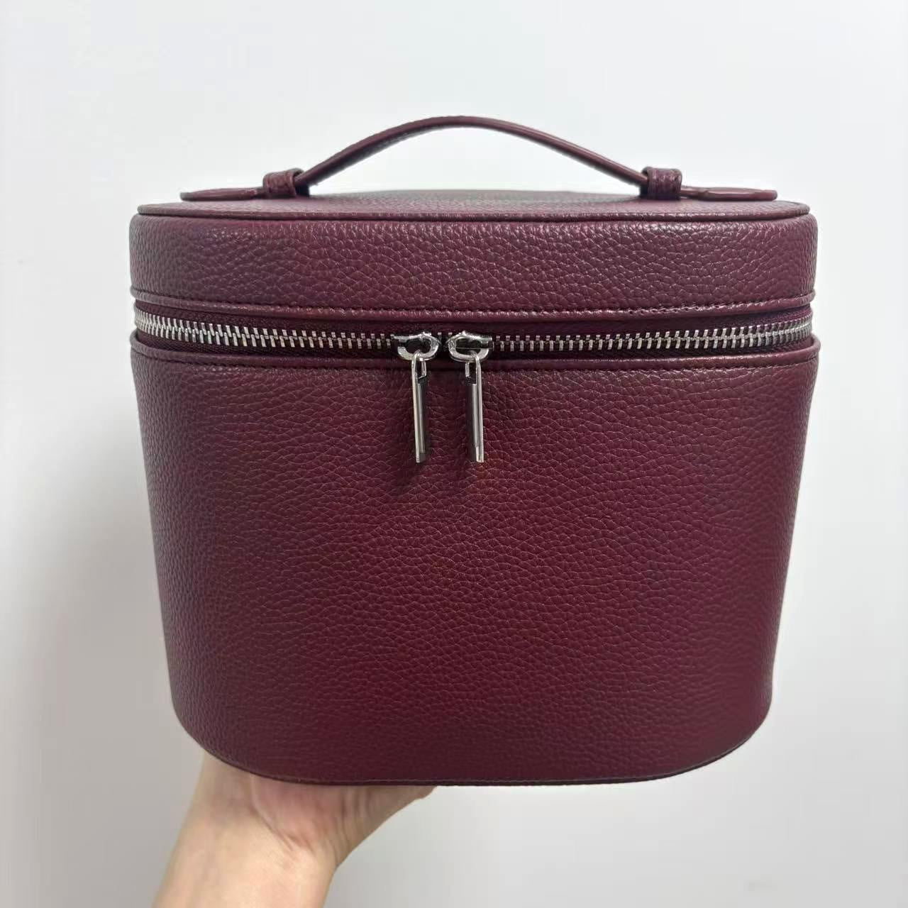 Kosmetiktasche mit Praktischem Tragegriff und Doppeltem Reißverschluss Brehn