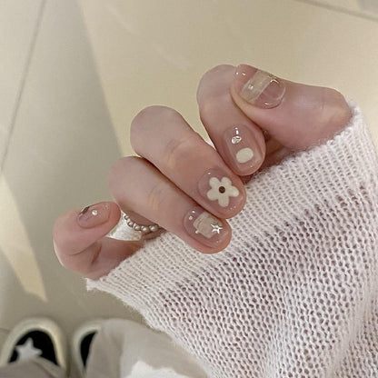 Kunstnägel mit Eleganten Floralen Motiven Brehn