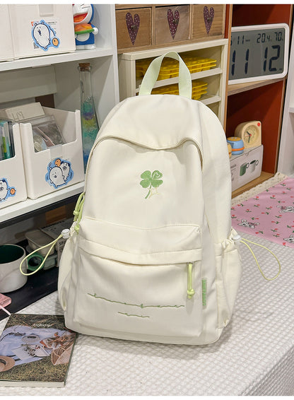 Lässiger bestickter Schulrucksack