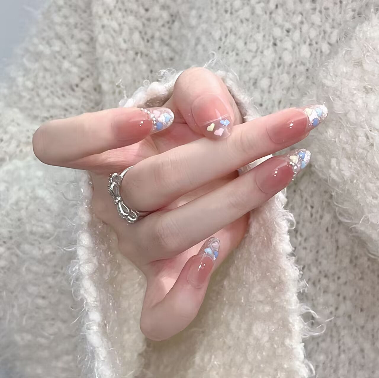 Künstlerisches Blumiges Französisches Spitz-Press-On-Nagel-Set Brehn