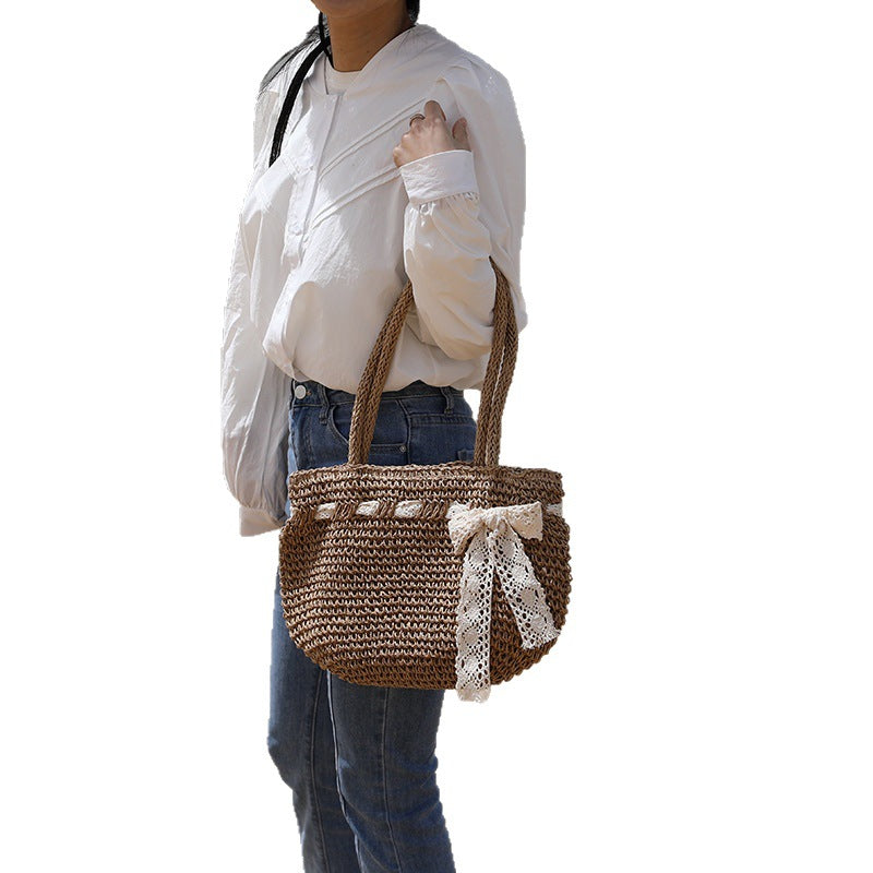 Damen Handgeknüpfte Strandtasche mit feinem Spitzenakzent Brehn