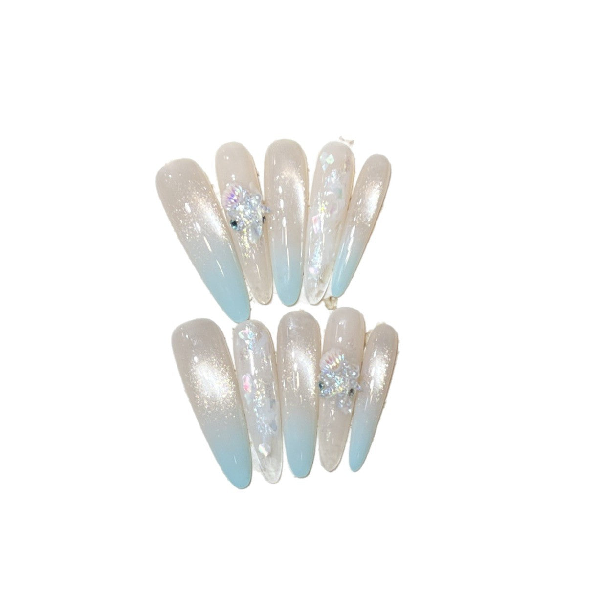 Elegantes Stiletto Press-On Nagelset mit Glitter-Finish Brehn