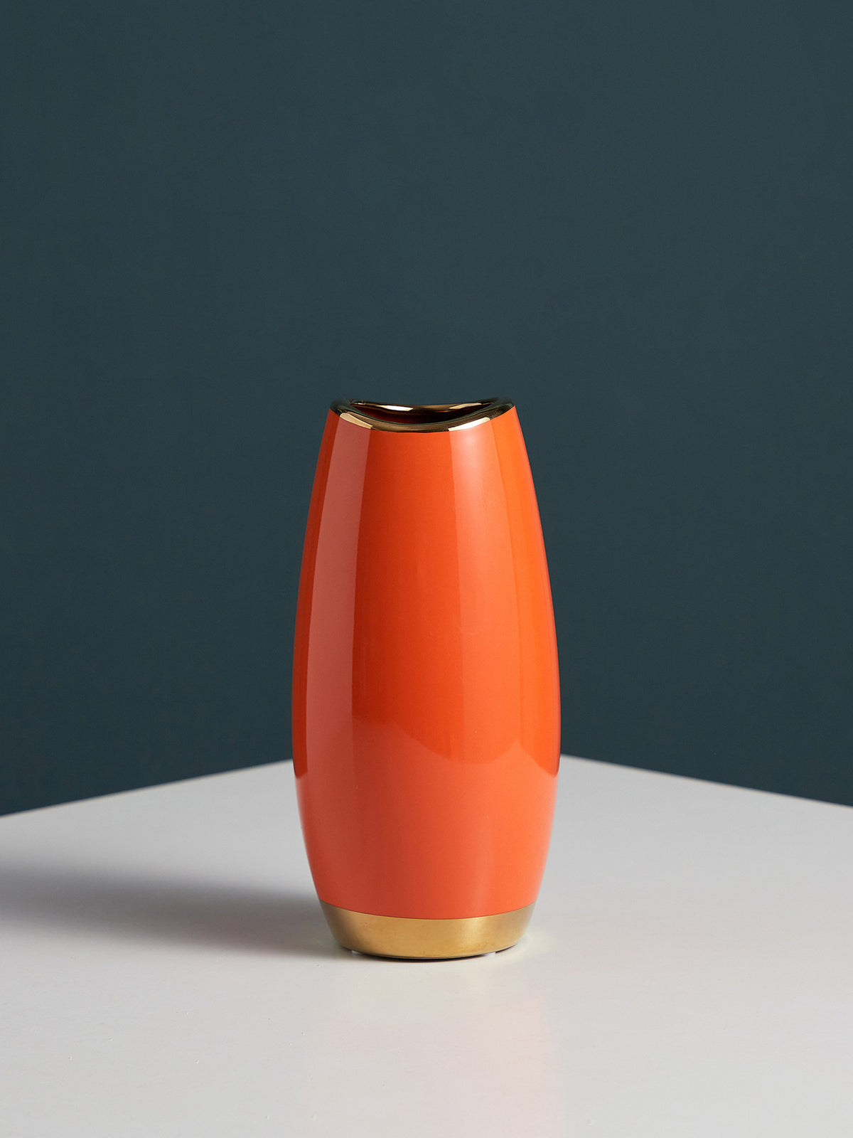 Elegante Keramikvase im modernen Design Brehn