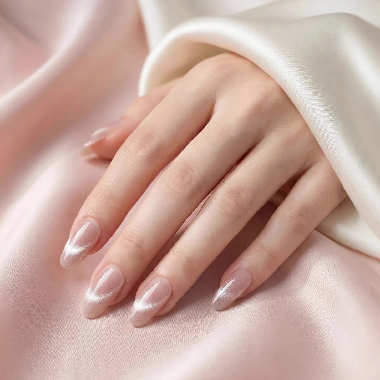 Elegante Stiletto Press-On Nagelkunst Brehn