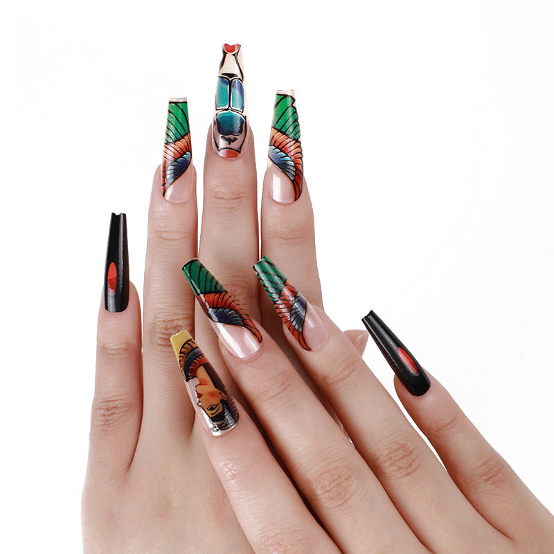 Kreative Nagelkunst mit ägyptischen Motiven Brehn