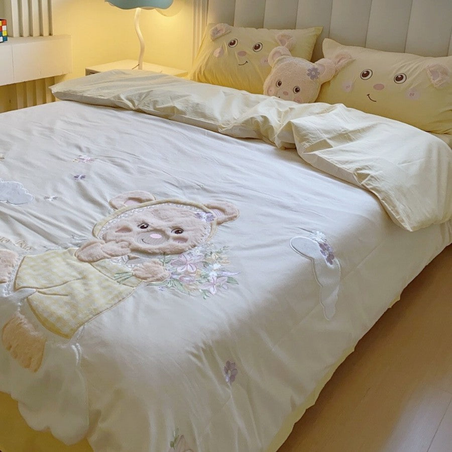Bestickte Teddy Bettbezug Set mit Plüschapplikation und Karoborte
