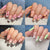 Dekoratives Floral Press-On Nagelkunstset mit 3D-Blumenakzenten Brehn
