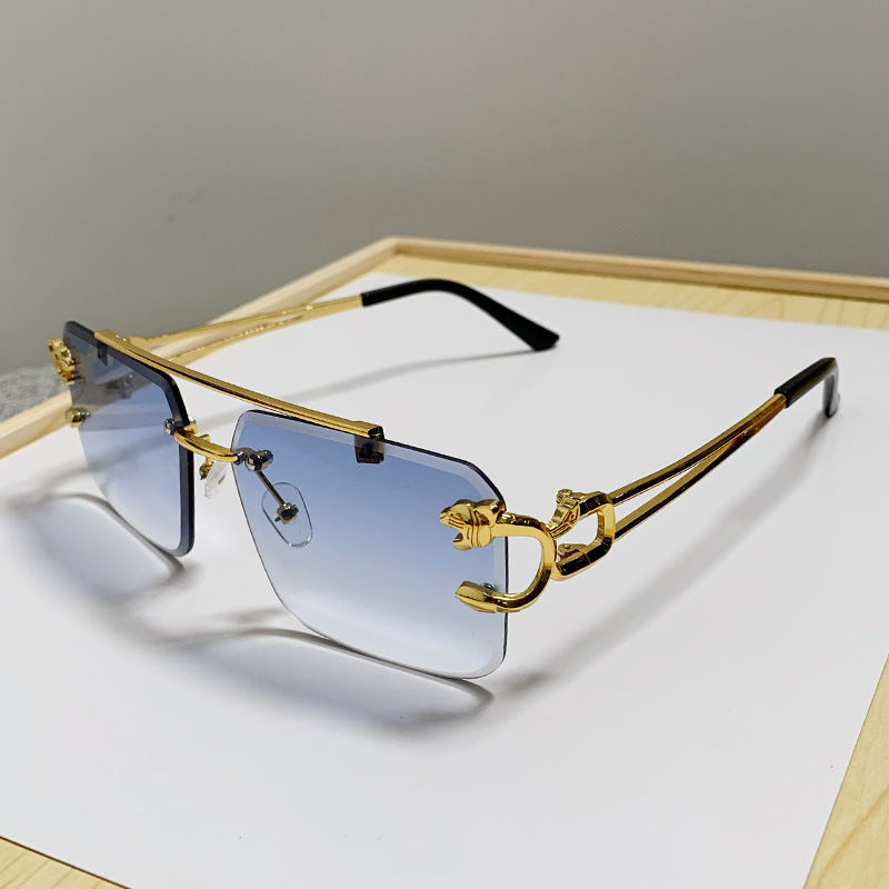 Damen Brille mit extravagantem Rahmen und luxuriösen Akzenten Brehn