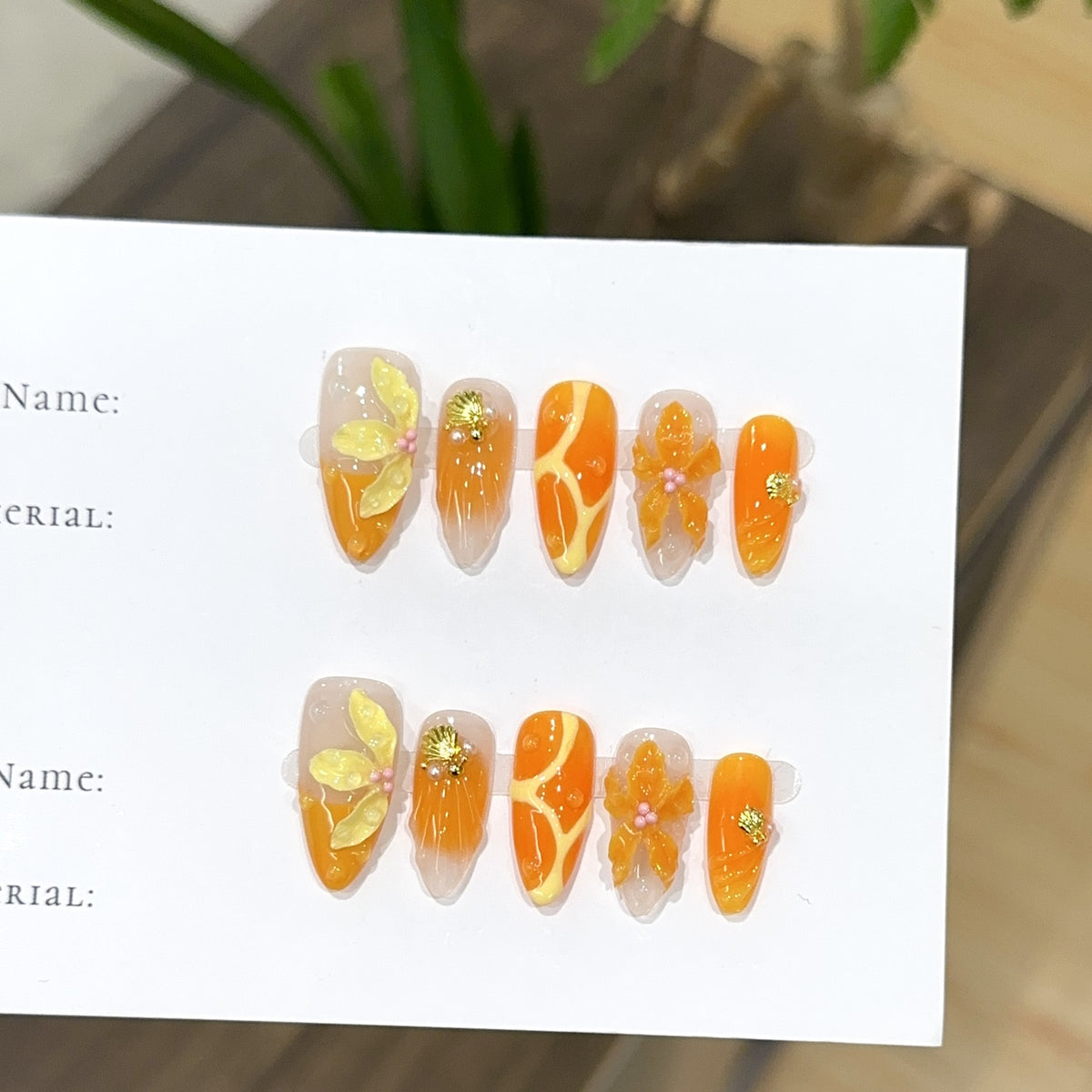 Künstlerisches florales Design Press-On Nagelset