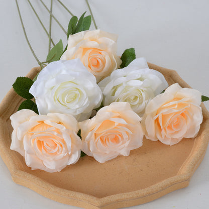 Elegantes Seidentuch Rosenhaaraccessoire