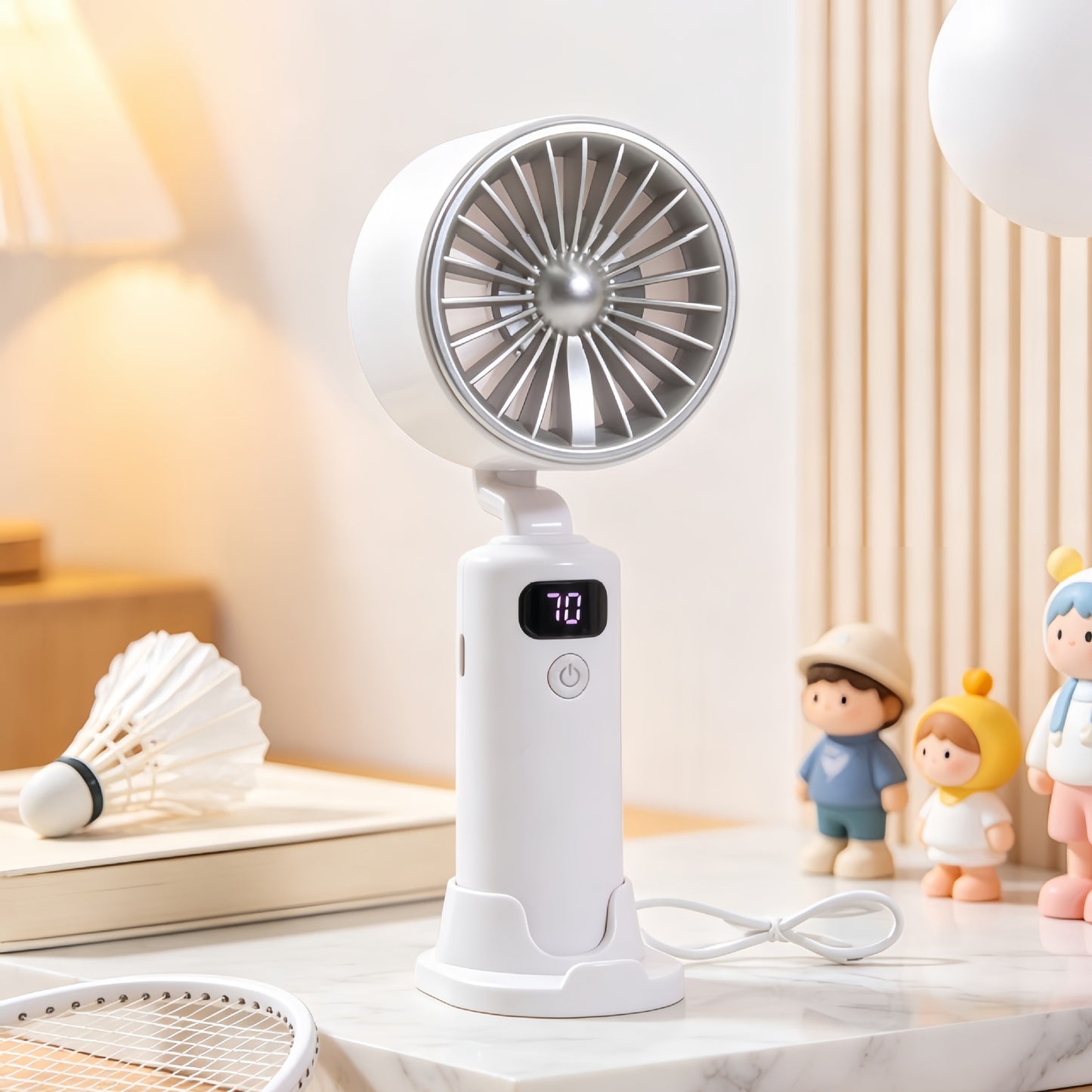 Elektrischer Handventilator mit Digitaler Geschwindigkeitsanzeige und Flexiblem Neigungswinkel Brehn