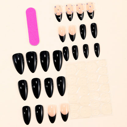 Glamouröser Stiletto Acryl-Nagelkunst Brehn