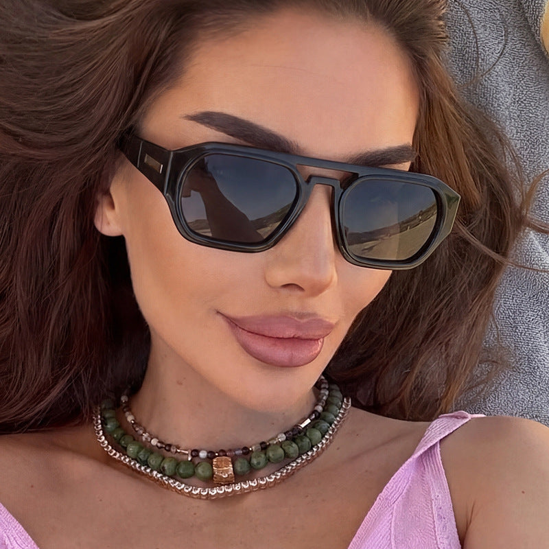 Damen modische rechteckige Brille mit elegantem Metallakzent Brehn