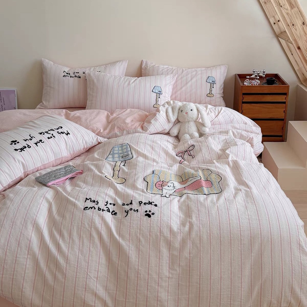 Bestickte Baumwoll-Bettdeckenbezug-Sets mit niedlichem Bären-Patchwork