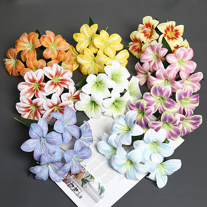 Dekoratives künstliches Blumenarrangement für Zuhause