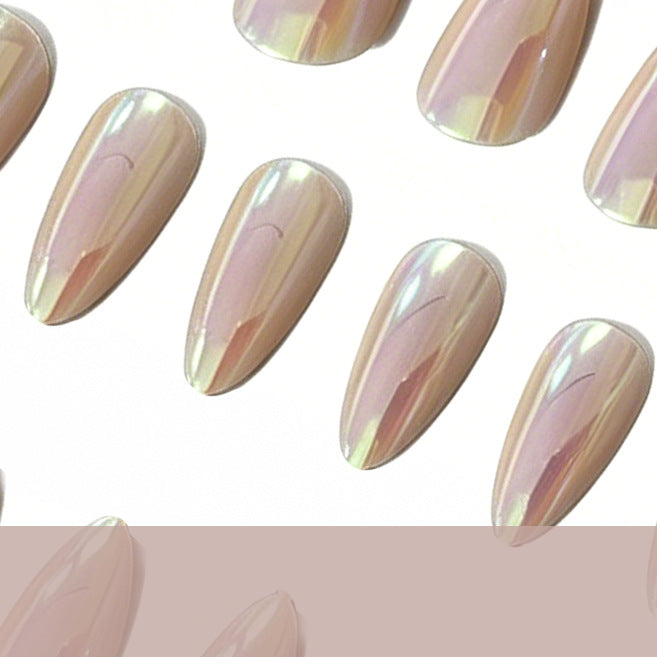Stylische Stiletto-Nagelkunst-Erweiterungen Brehn