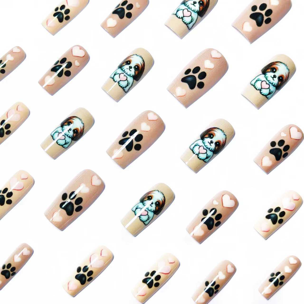 Kunstnageldesign mit Niedlichem Hundemotiv Brehn