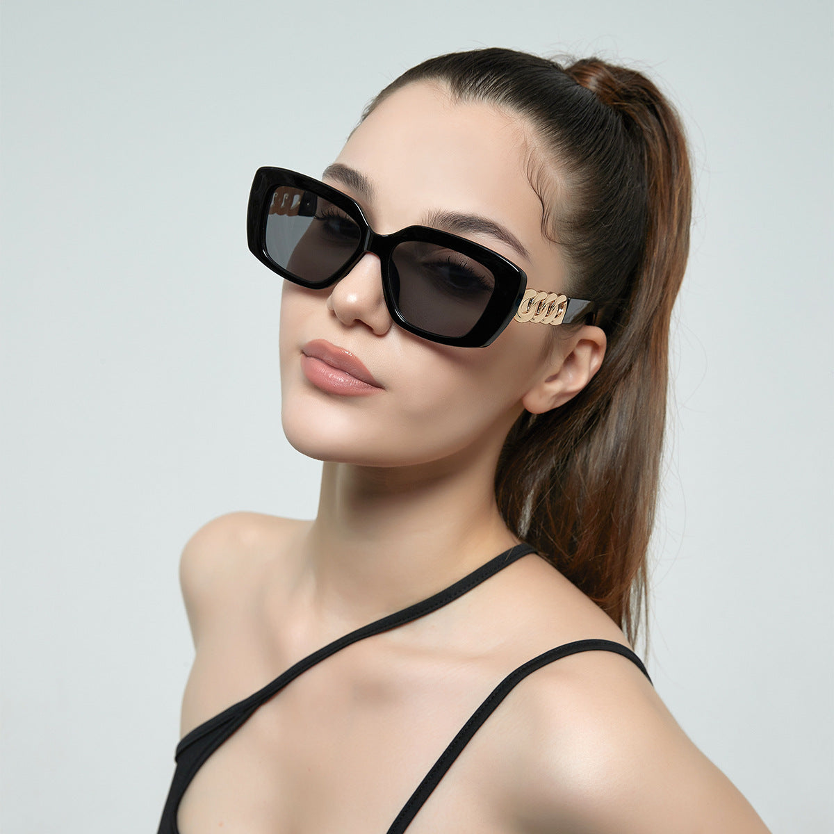 Damen elegante quadratische Sonnenbrille mit goldverziertem Rahmen Brehn