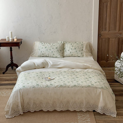 Bettwäsche-Garnitur aus Baumwoll-Leinen mit stonewashed Finish, Blumenjacquard und gehäkelter Spitzenkante