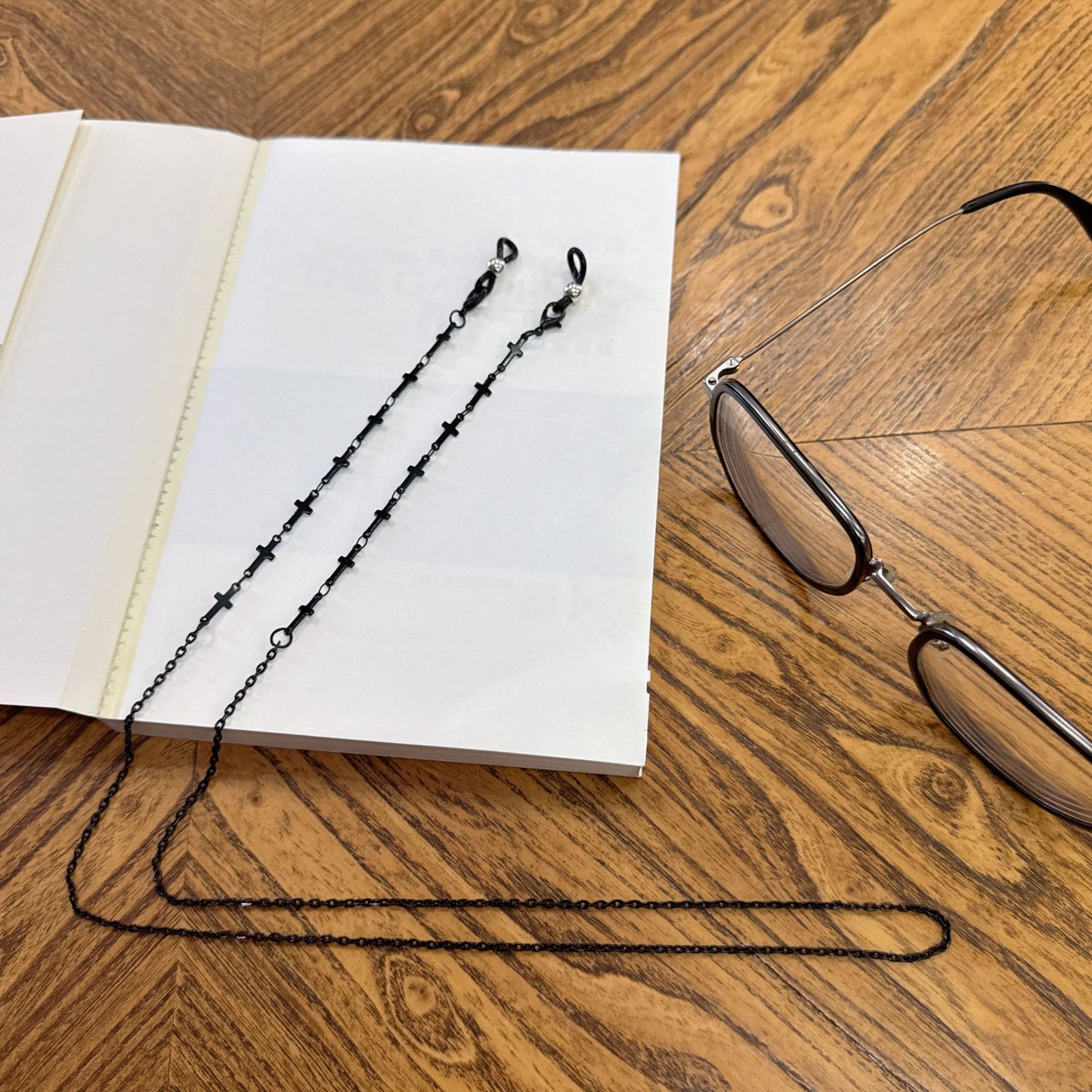 Stylische verstellbare Brillenband Brehn