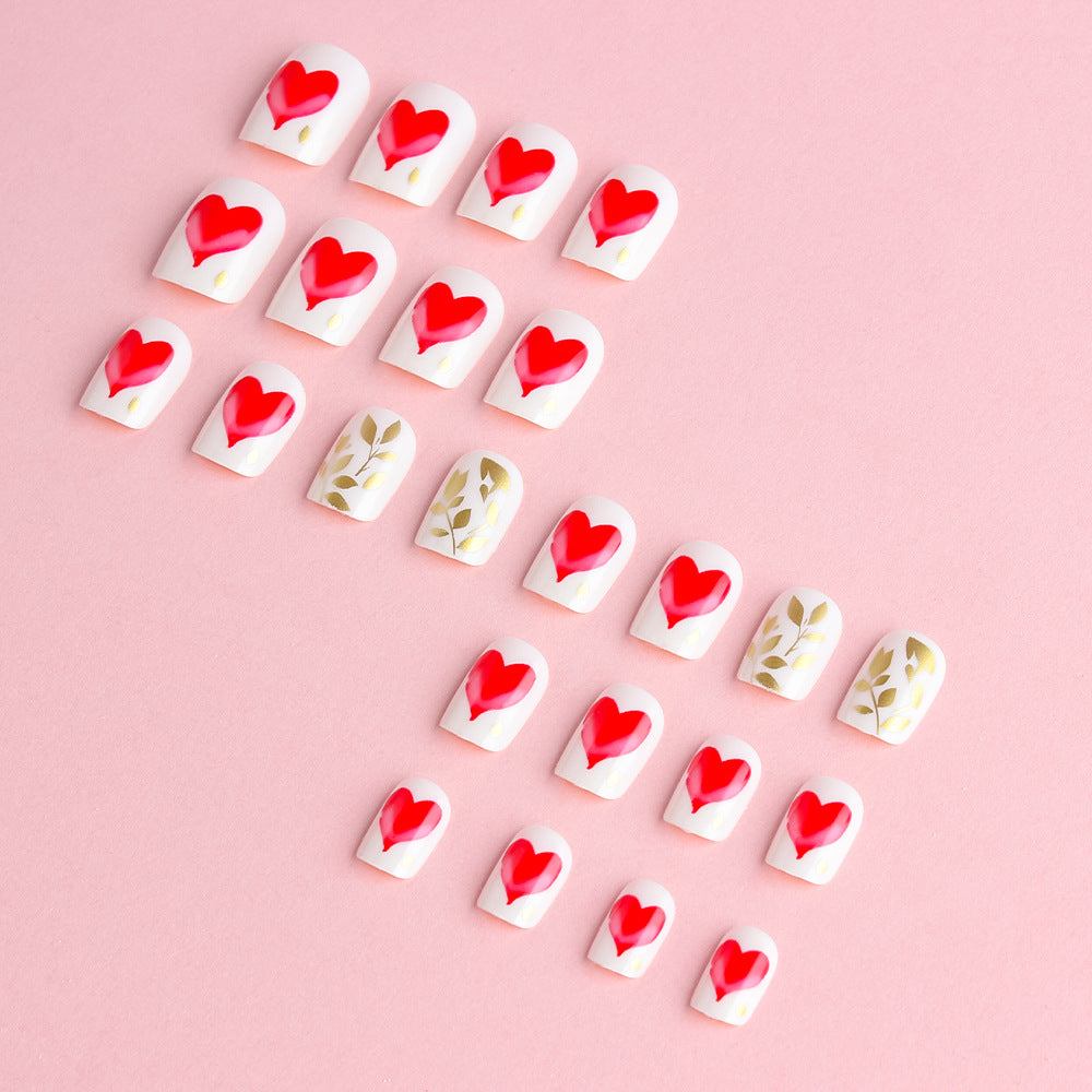 Romantisches Herz-Design Press-On Nail Art Set Brehn