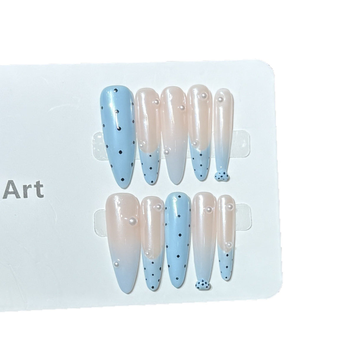 Dekorative Press-On Nagelset mit einzigartigem Punktdesign Brehn