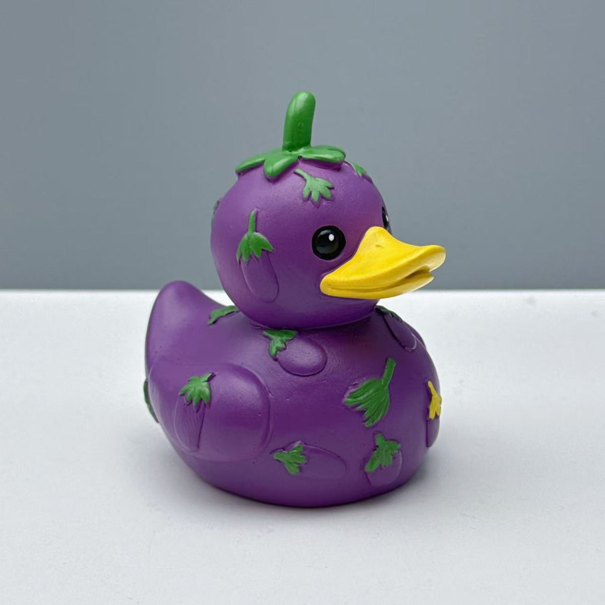 Lustige Gummi-Ente mit Gemüse-Motiv Brehn
